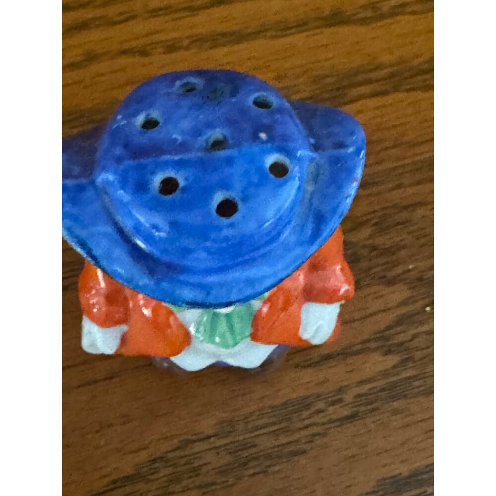 Vintage Made in Japan Colonial Boy Figural Salt Pepper Shaker Single - Picture 3 of 6